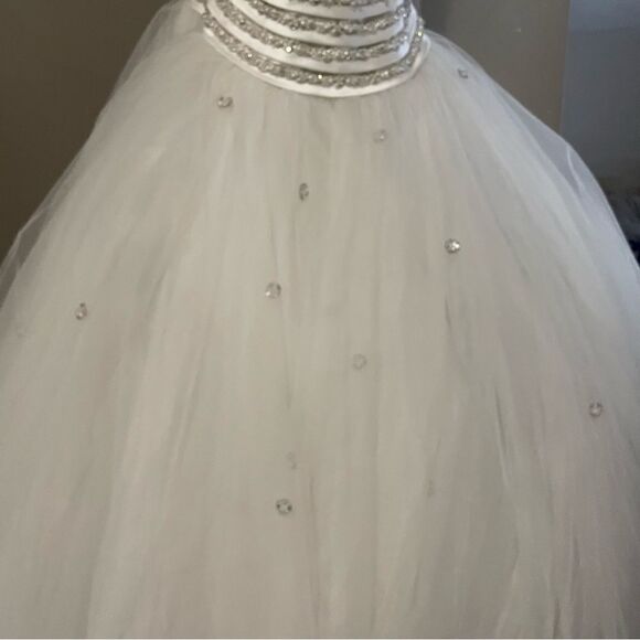 Justin Alexander Wedding Strapless Tulle Pearl Princess Wedding Gown Dress‎ 8945 - Picture 3 of 12